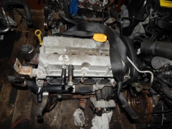 Фото двигателя Opel Vectra B универсал II 1.8