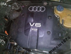 Фото двигателя Audi A4 2.5 TDI quattro