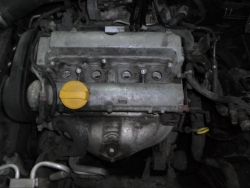Фото двигателя Opel Vectra B хэтчбек II 1.8 i 16V