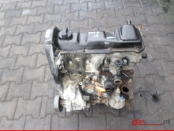 Фото двигателя Volkswagen Passat Variant IV 1.8
