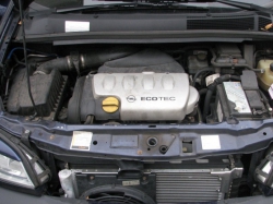 Фото двигателя Chevrolet Zafira 1.8