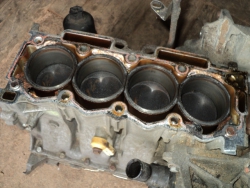 Фото двигателя Peugeot 206 SW 1.4 Flex