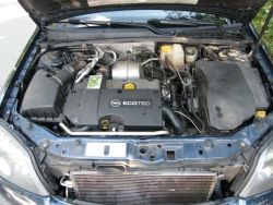 Фото двигателя Opel Vectra B хэтчбек II 2.2 DTI 16V