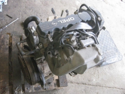 Фото двигателя Daewoo Nubira универсал 2.0