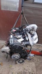 Фото двигателя Renault 25 2.0