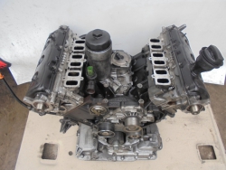 Фото двигателя Audi A4 II 2.5 D