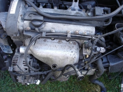 Фото двигателя Volkswagen Caddy универсал II 1.4 16V
