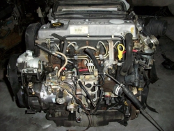 Фото двигателя Peugeot 607 2.0