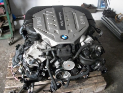 Фото двигателя BMW X5 II xDrive 50i