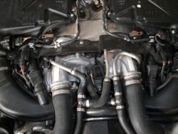 Фото двигателя BMW X6 ActiveHybrid
