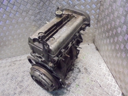 Фото двигателя Ford Focus хэтчбек 1.6 16V Flexifuel