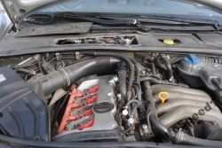 Фото двигателя Audi A4 Avant II 2.0