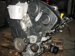 Фото двигателя Peugeot 407 седан 3.0