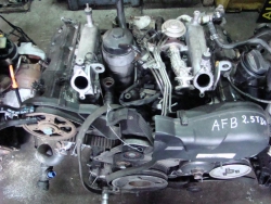 Фото двигателя Audi A4 2.5 TDI