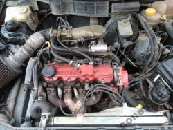 Фото двигателя Opel Vectra A седан 2.0 i 4WD KAT