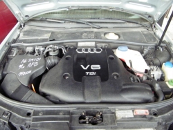 Фото двигателя Audi A4 Avant 2.5 TDI quattro