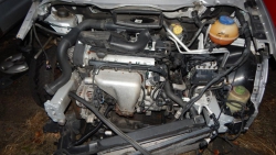 Фото двигателя Volkswagen Polo Variant III 1.4 16V