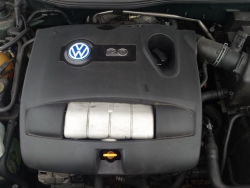 Фото двигателя Volkswagen New Beetle кабрио 2.0