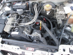 Фото двигателя Audi 80 седан V 2.0 E