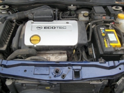Фото двигателя Opel Astra F Classic универсал 1.6 i 16V