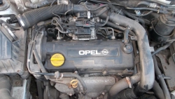 Фото двигателя Opel Combo 1.7 DTI 16V