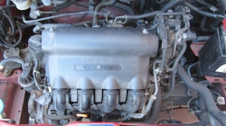Фото двигателя Honda Fit 1.3i