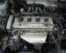 Фото двигателя Toyota Corolla универсал VIII 1.8