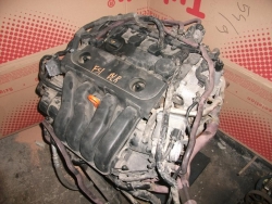 Фото двигателя Skoda Octavia универсал II 2.0 FSI