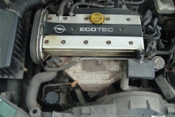 Фото двигателя Daewoo Brougham 2.0