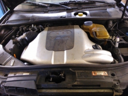 Фото двигателя Audi A6 2.5 TDI quattro