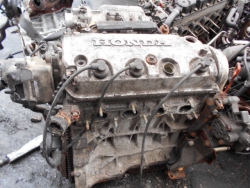 Фото двигателя Honda Civic Fastback 1.5