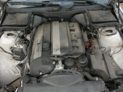 Фото двигателя BMW 5 универсал IV 520 i