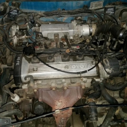 Фото двигателя Toyota Corolla универсал VIII 1.4