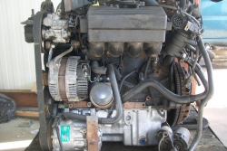 Фото двигателя Peugeot 806 2.0