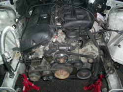 Фото двигателя BMW 5 седан V 525i