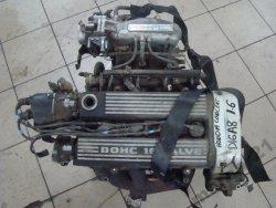 Фото двигателя Honda Civic седан V 1.6 si 16V