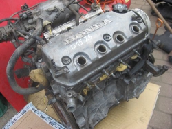 Фото двигателя Honda Civic седан VI 1.5